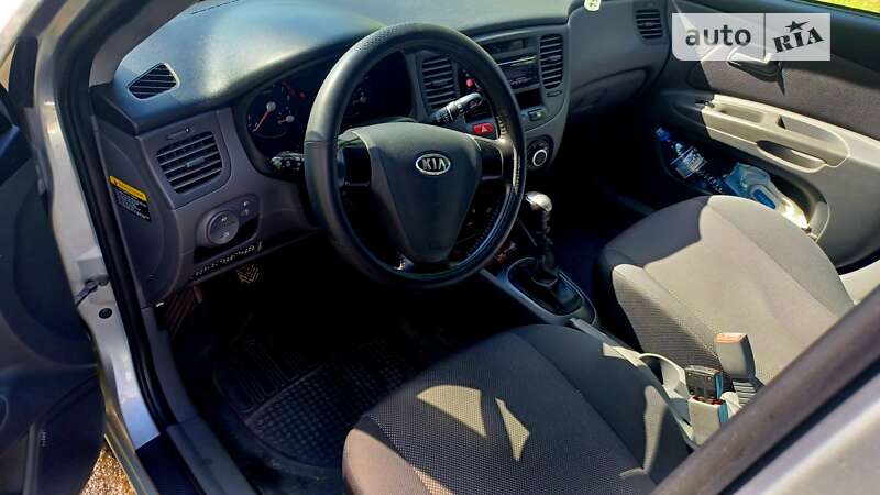 2006 kia rio
