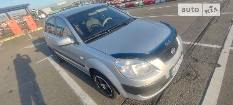 2008 kia rio