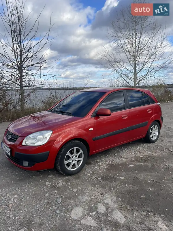 2005 kia rio