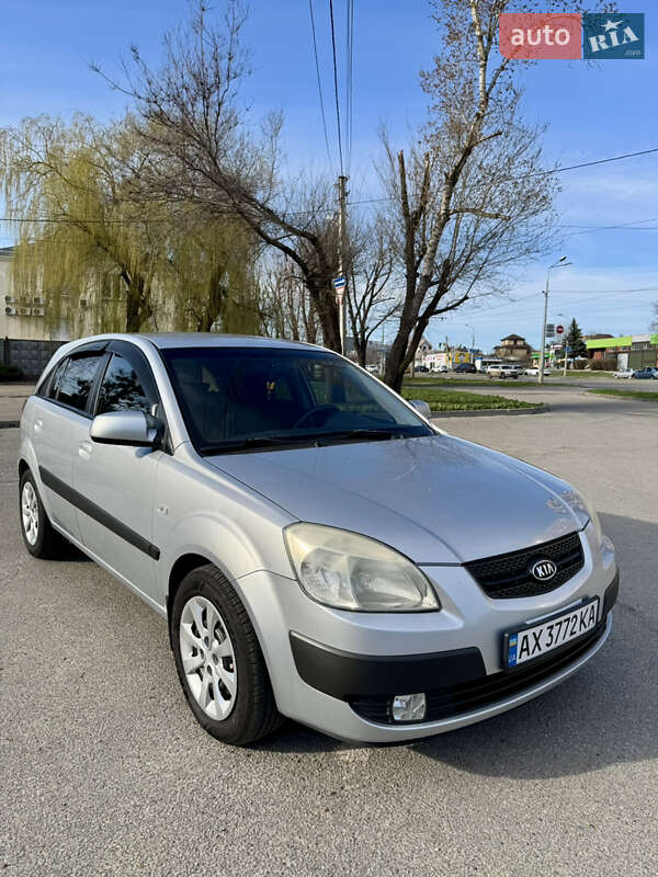 2007 kia rio
