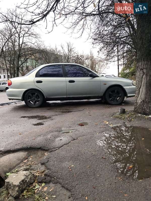 1997 kia sephia