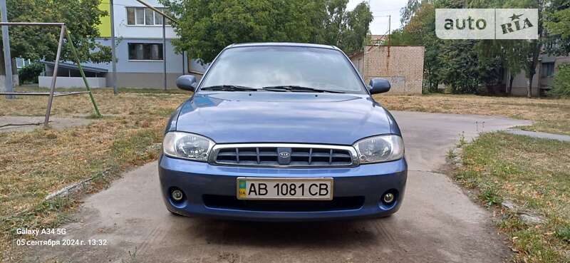 2003 kia sephia
