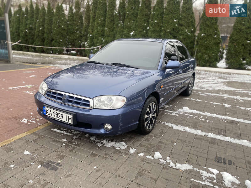2003 kia sephia