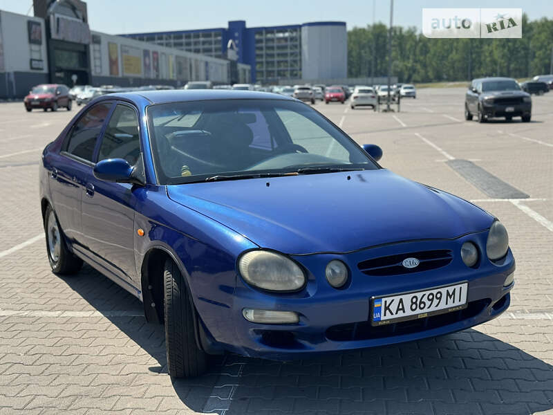 2000 kia shuma