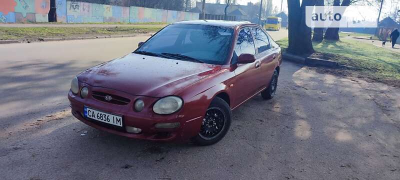 2000 kia shuma