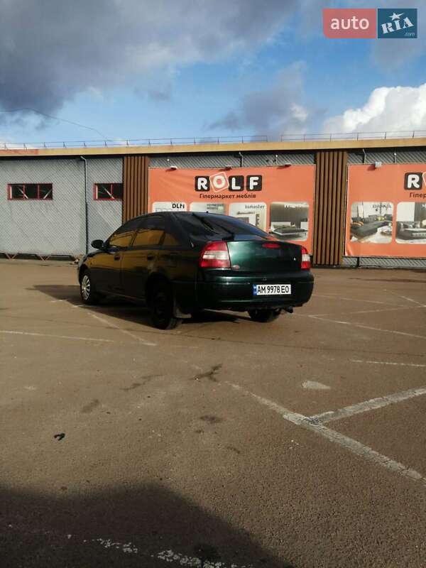 2000 kia shuma