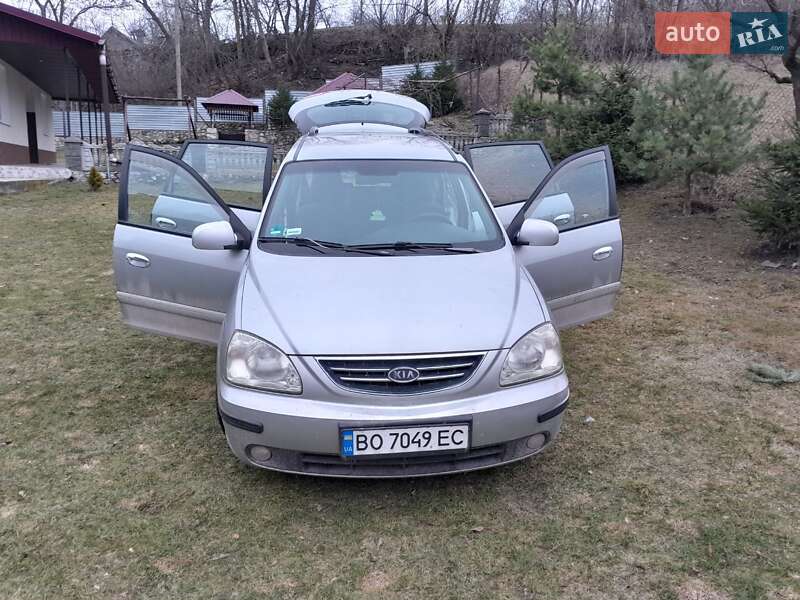 2003 kia carens