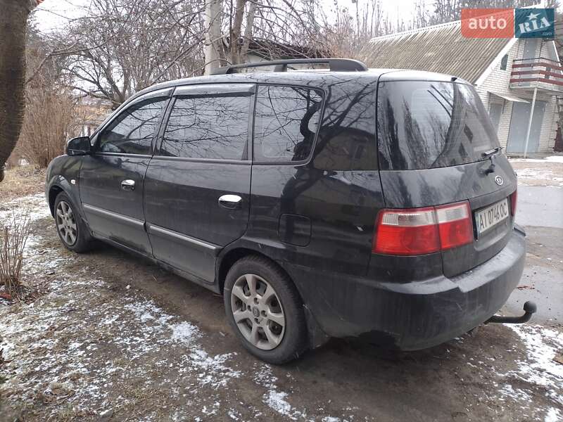 2003 kia carens