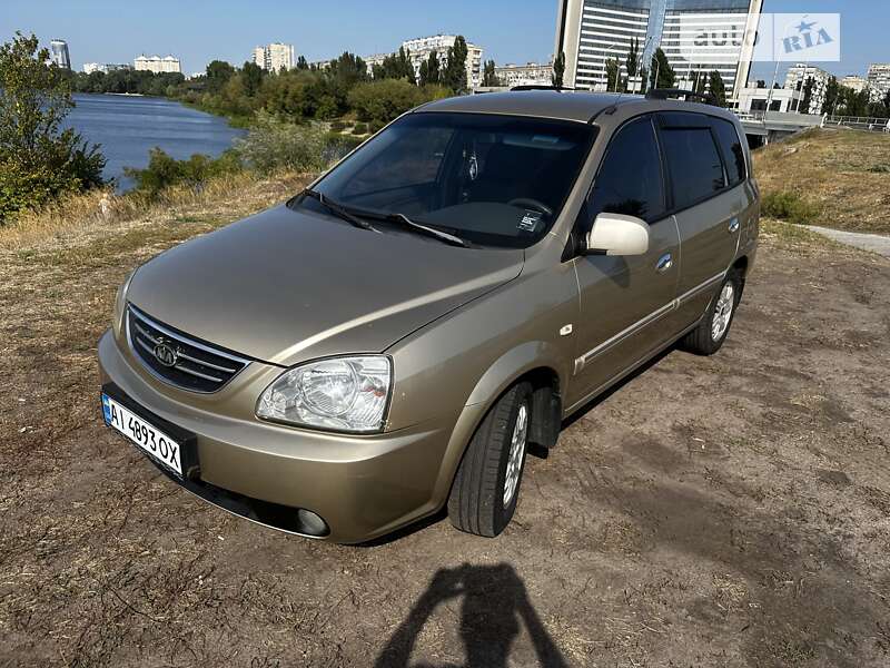 2003 kia carens