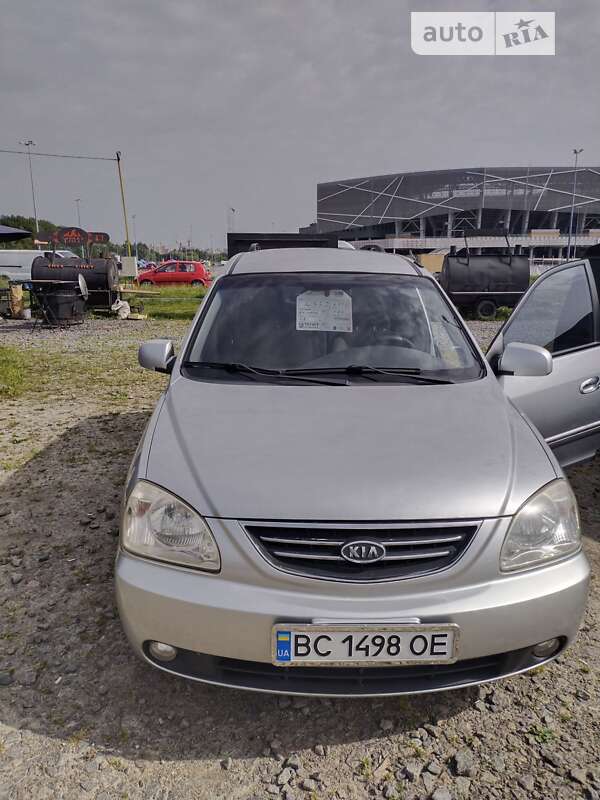 2003 kia carens