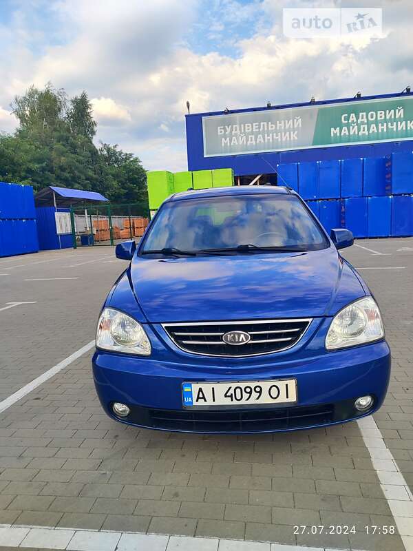 2002 kia carens