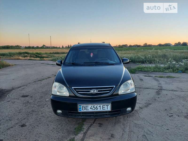 2002 kia carens