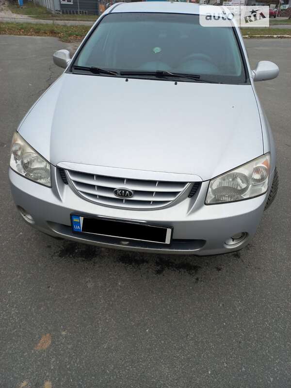 2005 kia cerato