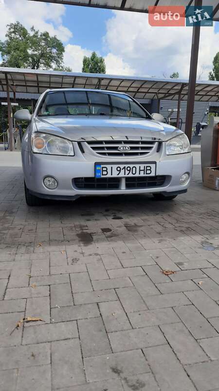 2005 kia cerato