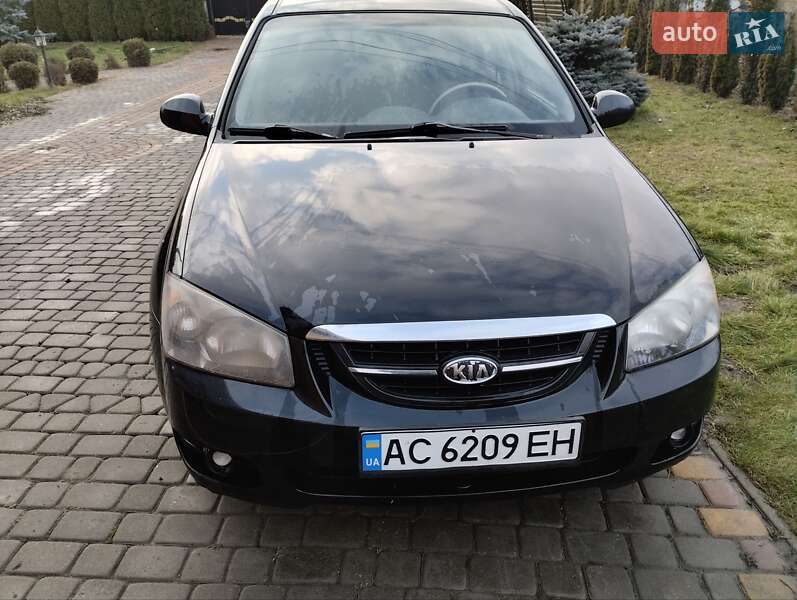 2005 kia cerato