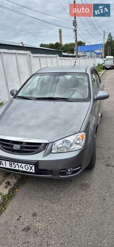 2004 kia cerato
