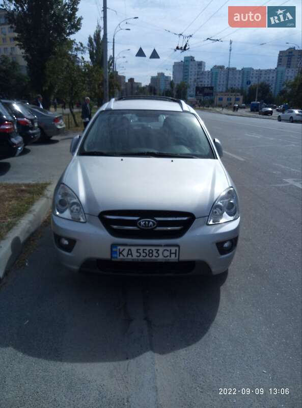 2007 kia carens
