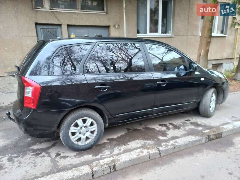 2006 kia carens