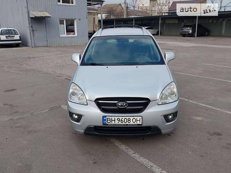2007 kia carens