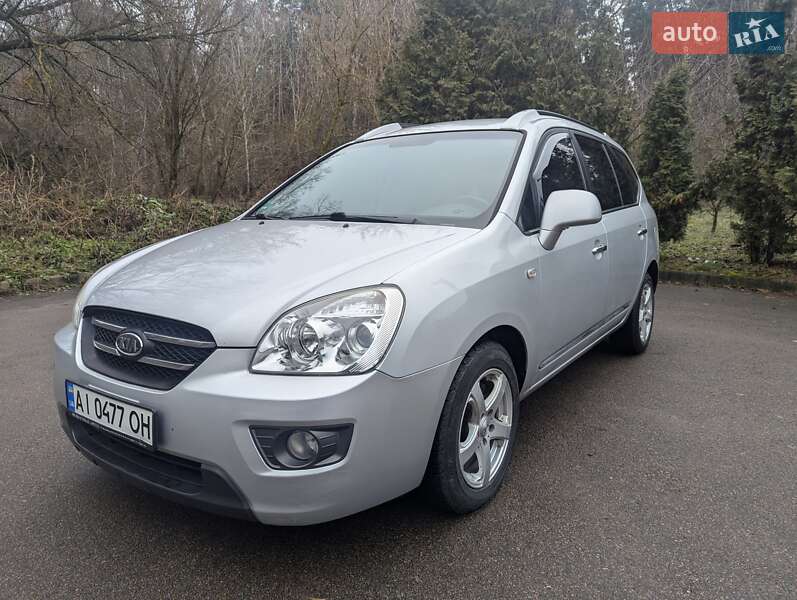 2009 kia carens
