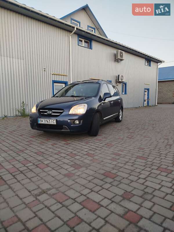 2006 kia carens