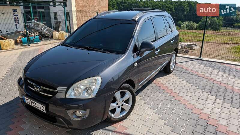 2008 kia carens