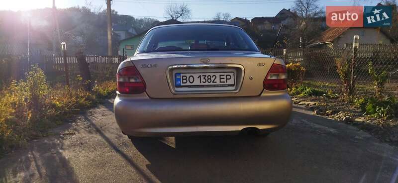 1998 kia clarus