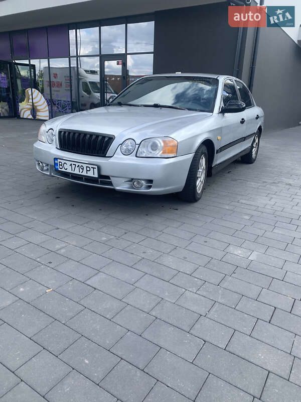 2003 kia magentis
