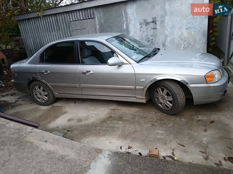2003 kia magentis