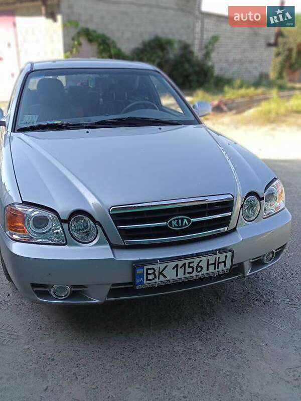 2004 kia magentis