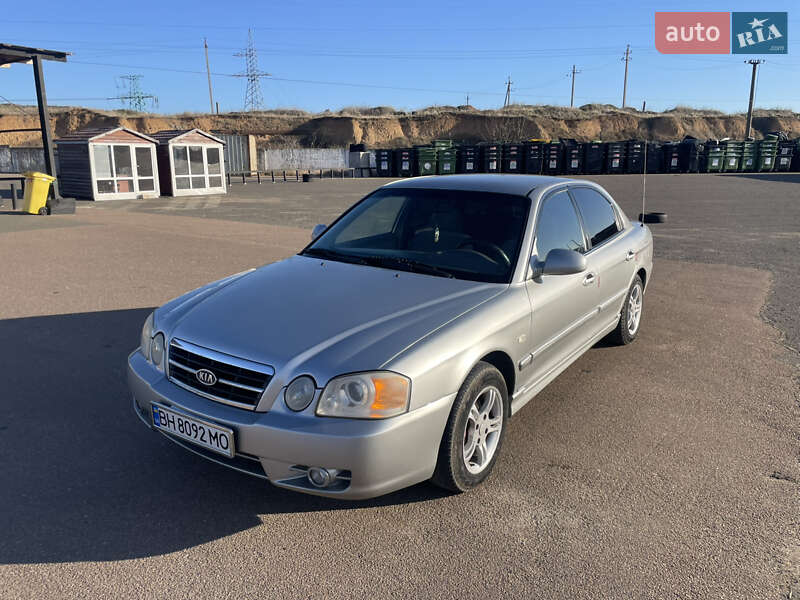 2004 kia magentis