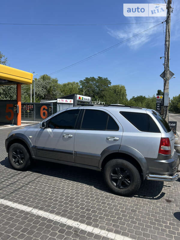 2005 kia sorento