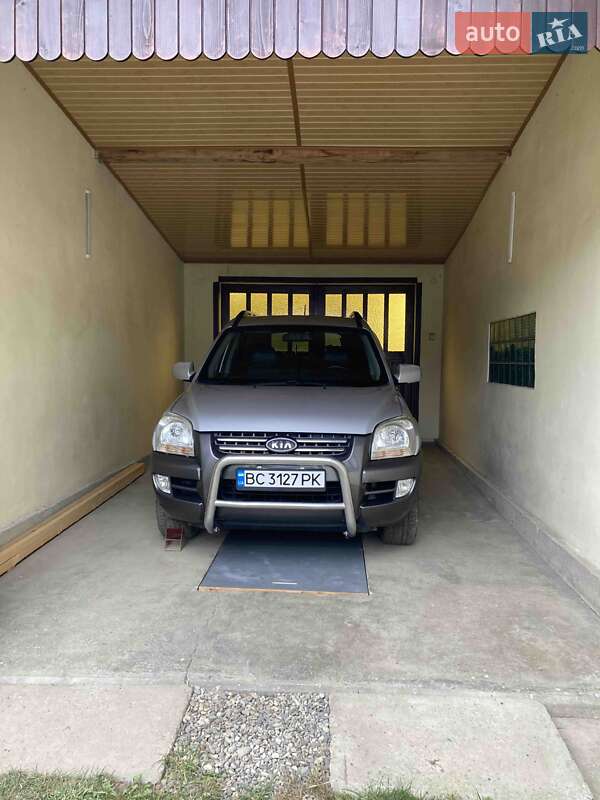 2004 kia sportage