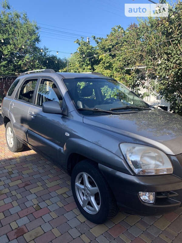 2004 kia sportage