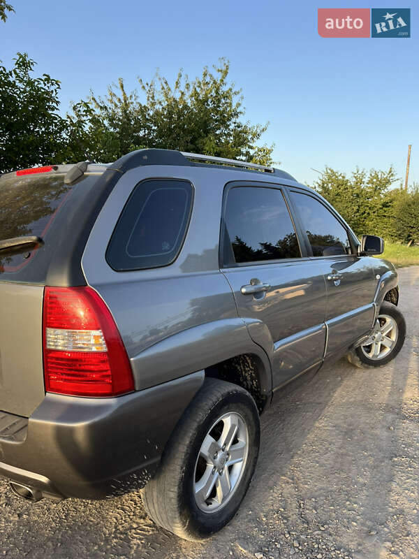 2007 kia sportage