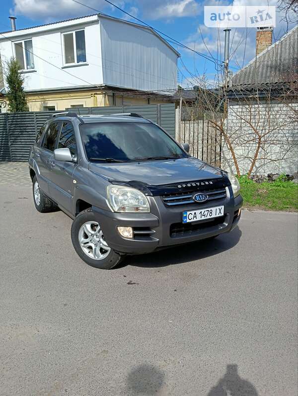 2005 kia sportage