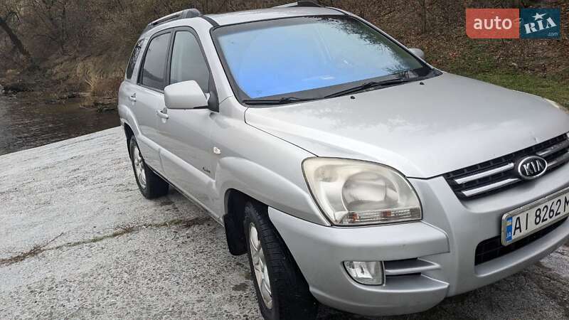 2005 kia sportage