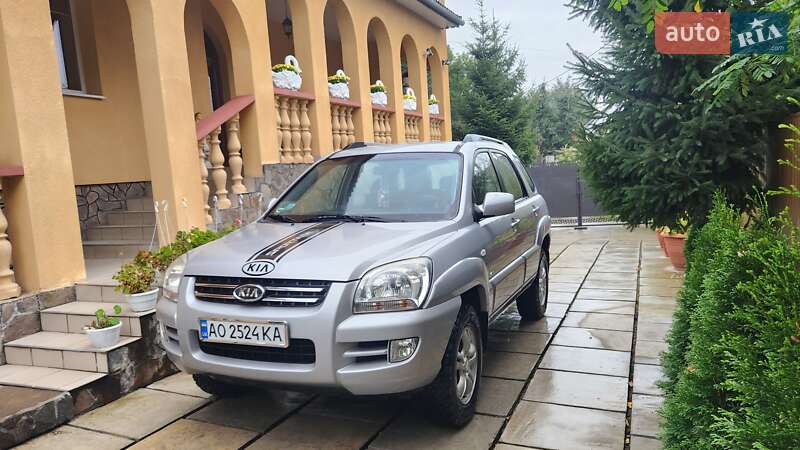 2005 kia sportage