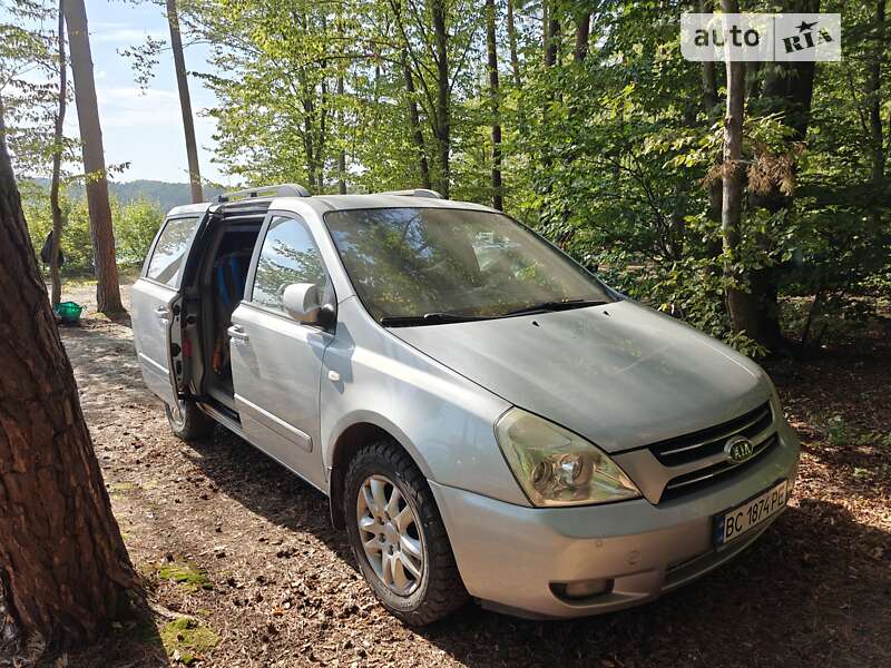2006 kia carnival