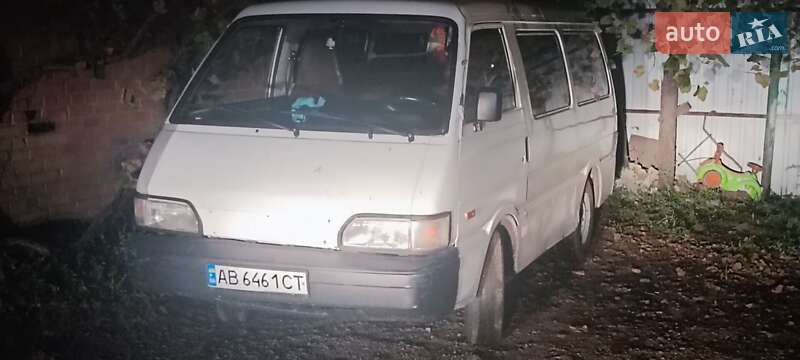 1996 kia besta