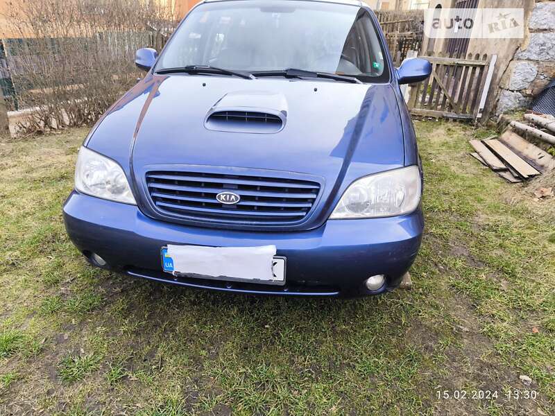 2002 kia carnival