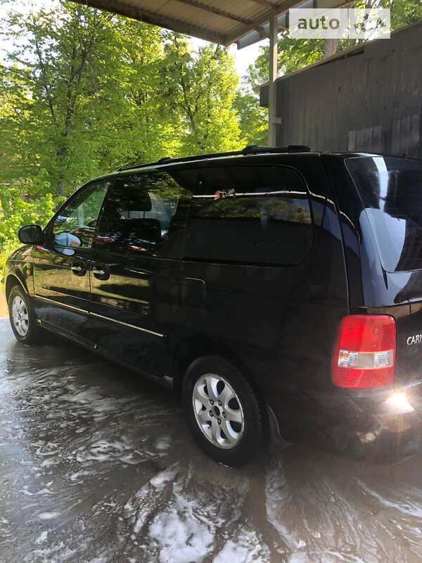 2006 kia carnival