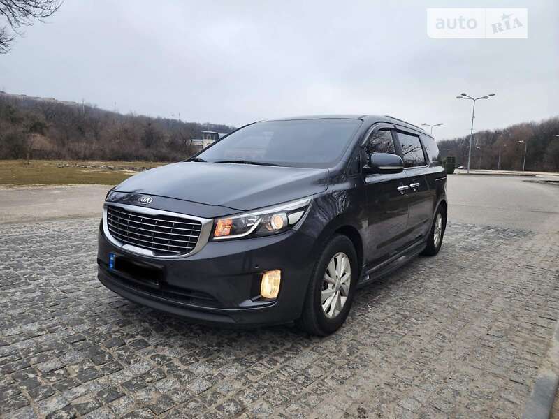 2015 kia carnival