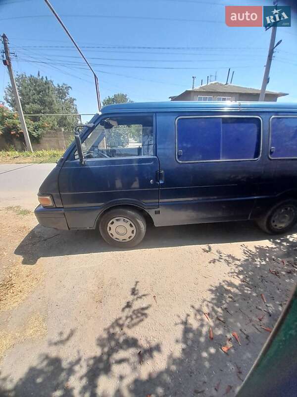 1998 kia besta