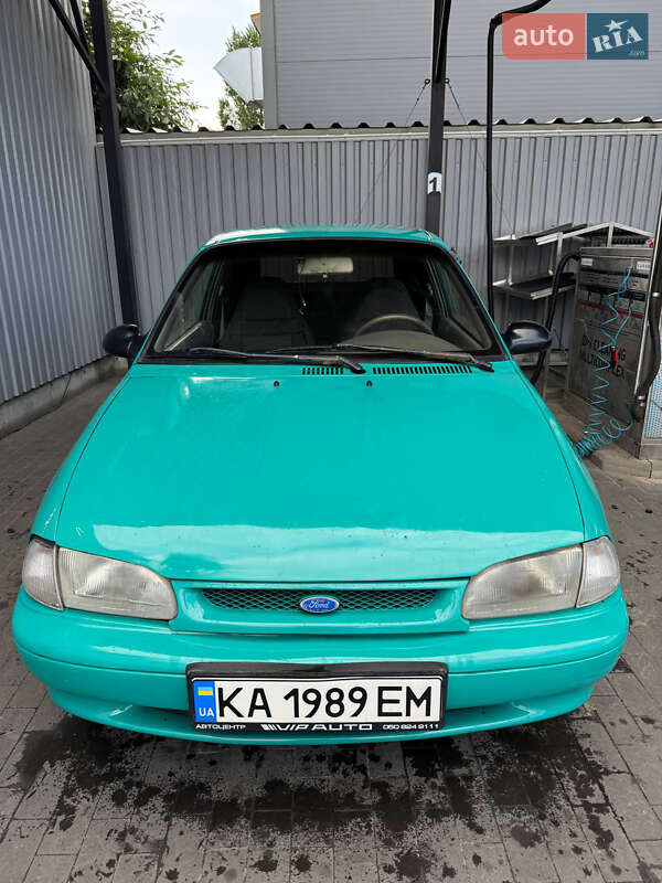 1996 ford aspire