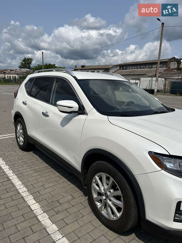 2018 nissan rogue