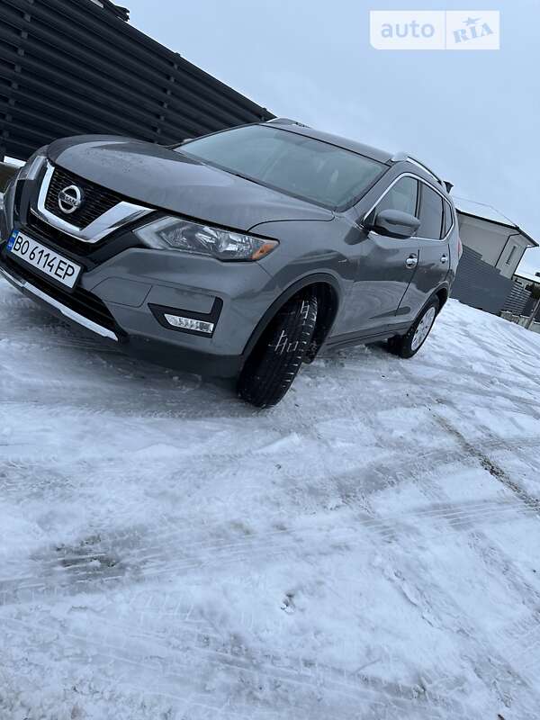 2016 nissan rogue