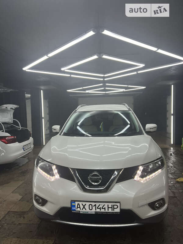 2016 nissan rogue
