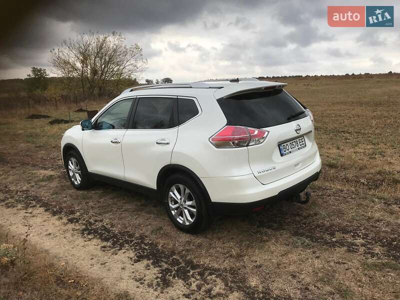 2016 nissan rogue
