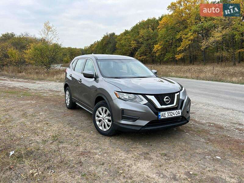 2017 NISSAN Rogue